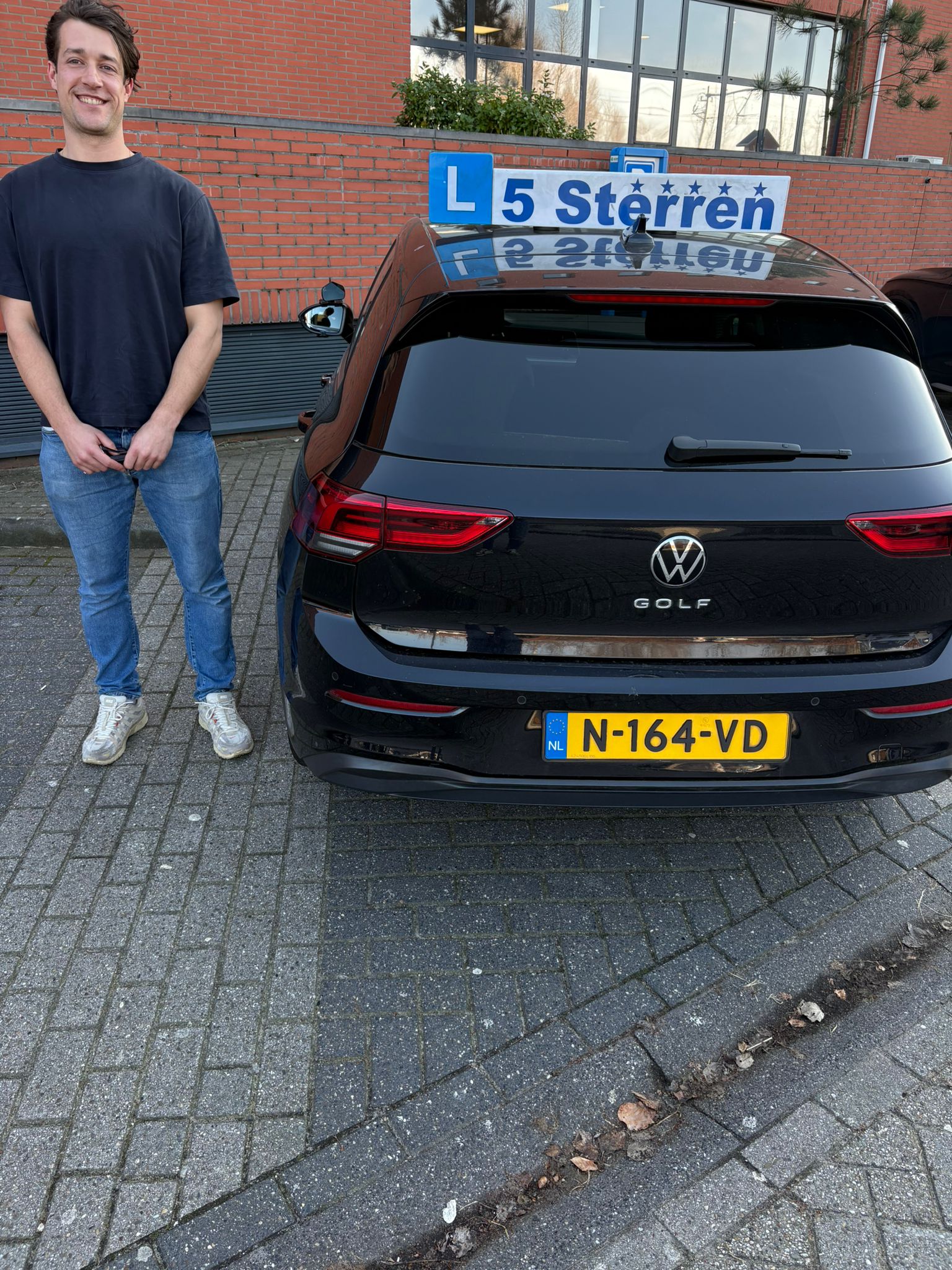 Leerling tijdens praktijkrijles in Amsterdam